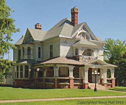 Victorian home in Frankfort Indiana