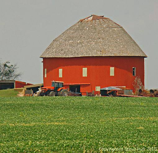 Round barn near Rushville Indiana
